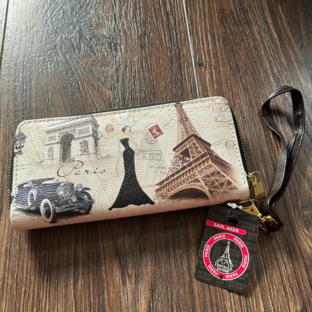 Paris Wallet - Picture 1 of 5